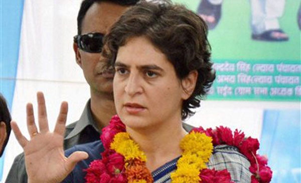 priyanka gandhi,rahul ganthi,sonia gandhi,aicc,uttar pradesh elections  ఆ సత్తా ప్రియాంకాకే ఉందంట!